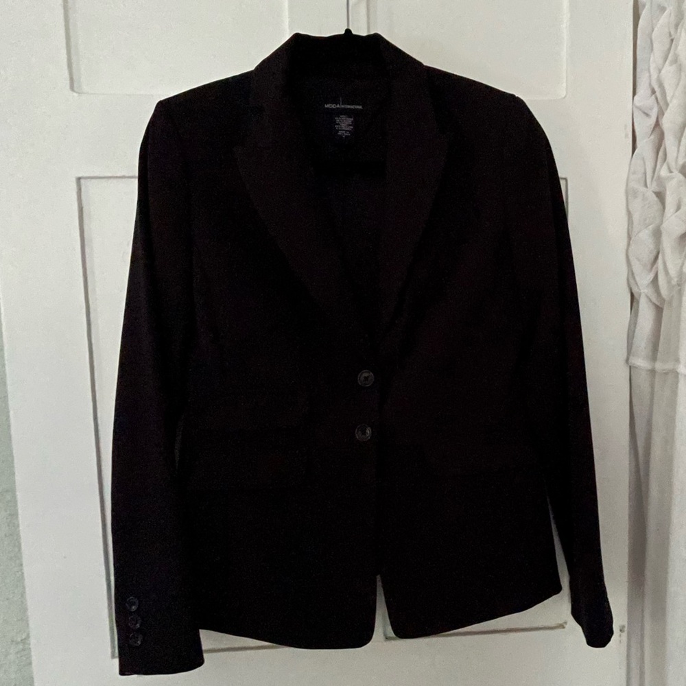 Moda International Elegant Black Blazer